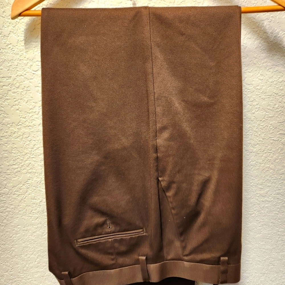 36x34 brown Dockers flat front classic fit dress pants